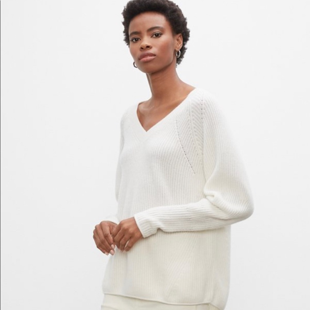 Club Monaco V Neck Cashmere